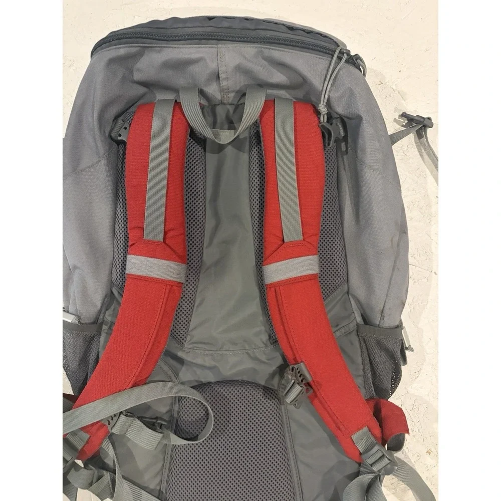Kelty Shrike 32 Java Backpack Red Gray Hiking Outdoors Pockets Zippers